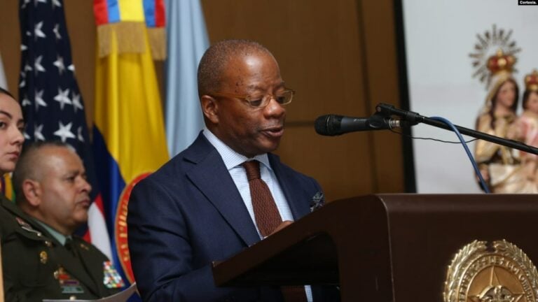 Governo dos EUA doa mais US$ 2 milhões à Polícia da Colômbia
