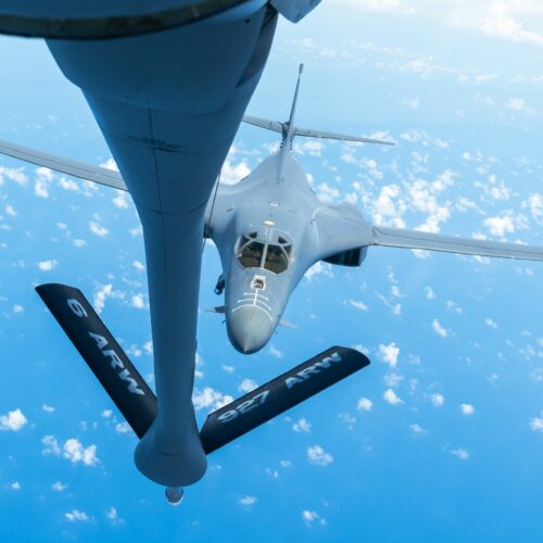 Bombardeiros B-1B realizam missão da Força-Tarefa de Bombardeiros em apoio ao SOUTHCOM