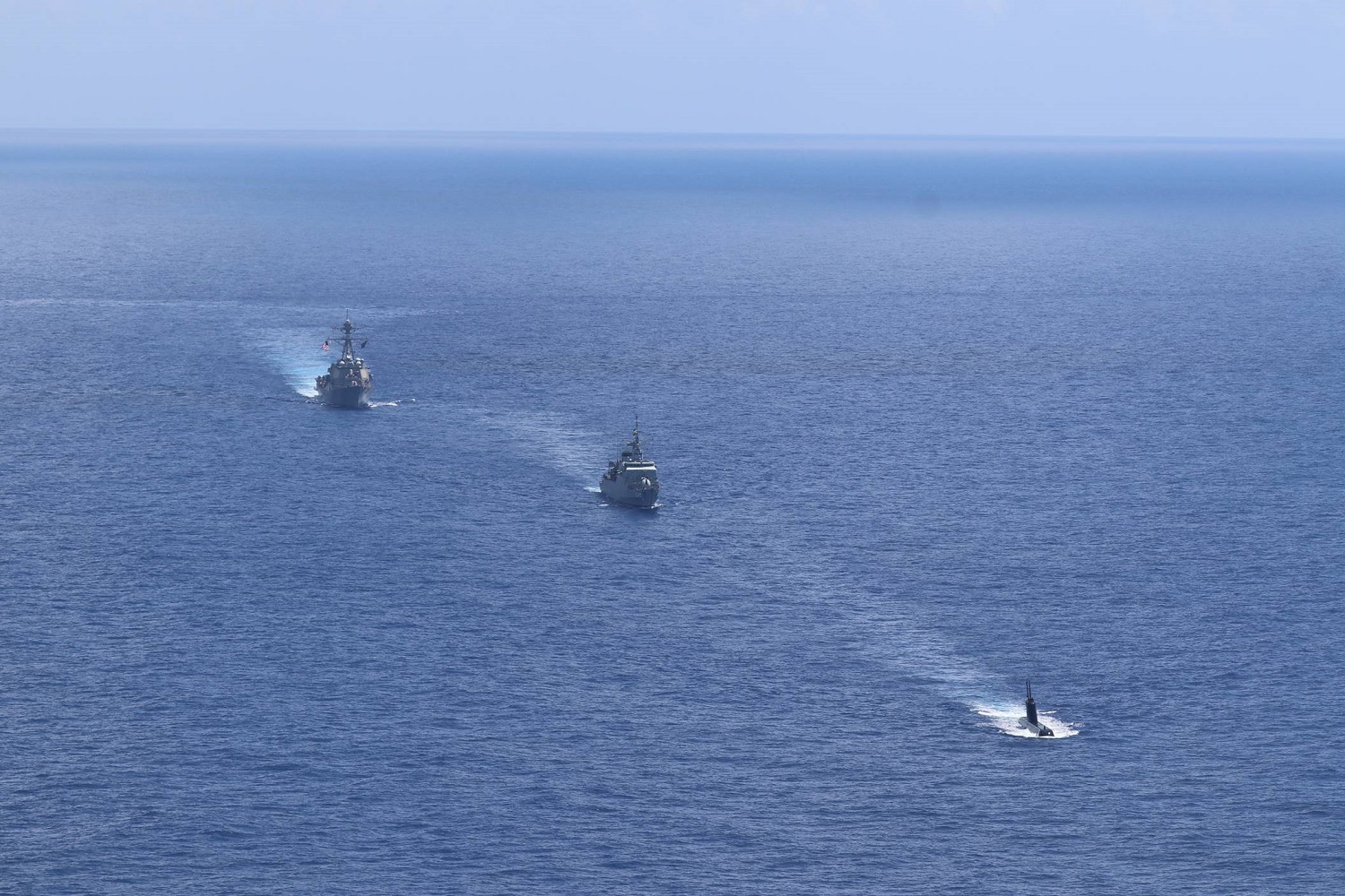 Marinha dos EUA e do Brasil realizam exercício bilateral