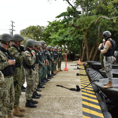 Armada de Colombia lidera entrenamiento internacional en operaciones fluviales 