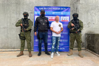 Armada de Colombia captura narcotraficante requerido por extradición