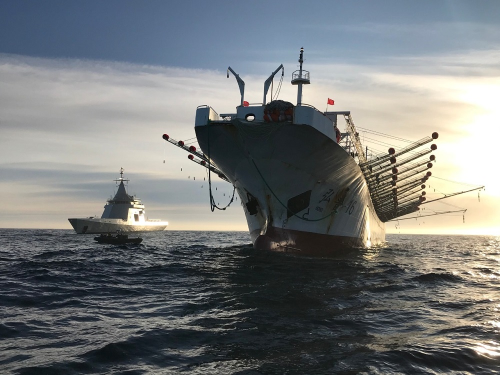 Ocho de las 10 empresas que más realizan pesca ilegal son chinas, dice estudio