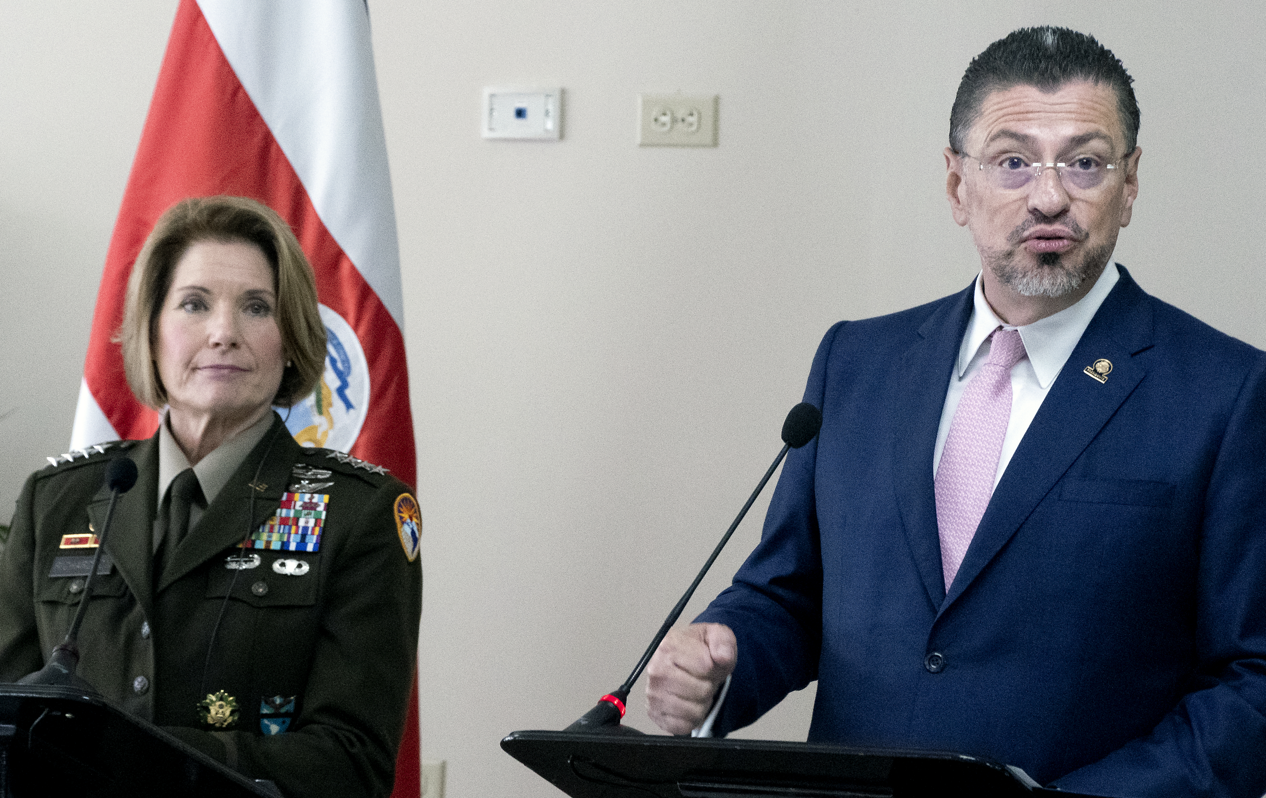 EUA investem US$ 13,7 milhões na Costa Rica para combater o narcotráfico