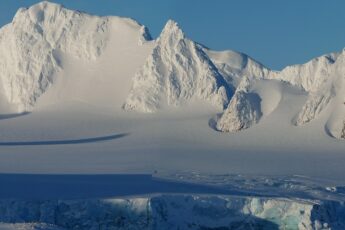 China busca acesso à Antártica com um porto na Argentina