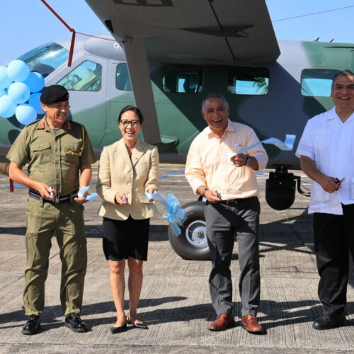EUA doam aeronaves Cessna Caravan para Belize