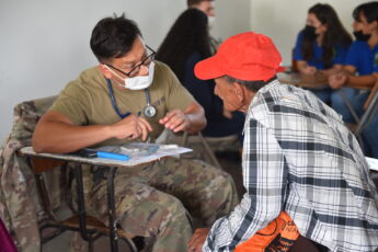 Reserva do Exército dos EUA leva apoio médico aos hondurenhos