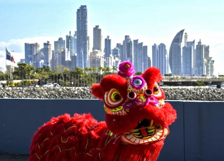 China na América Latina: investimentos, empréstimos e perda de soberania