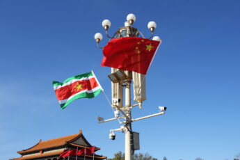 China nega renegociação de dívida impagável do Suriname