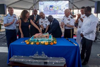 USS Wasp Celebrates 50 Years of Independence, Friendship in the Bahamas