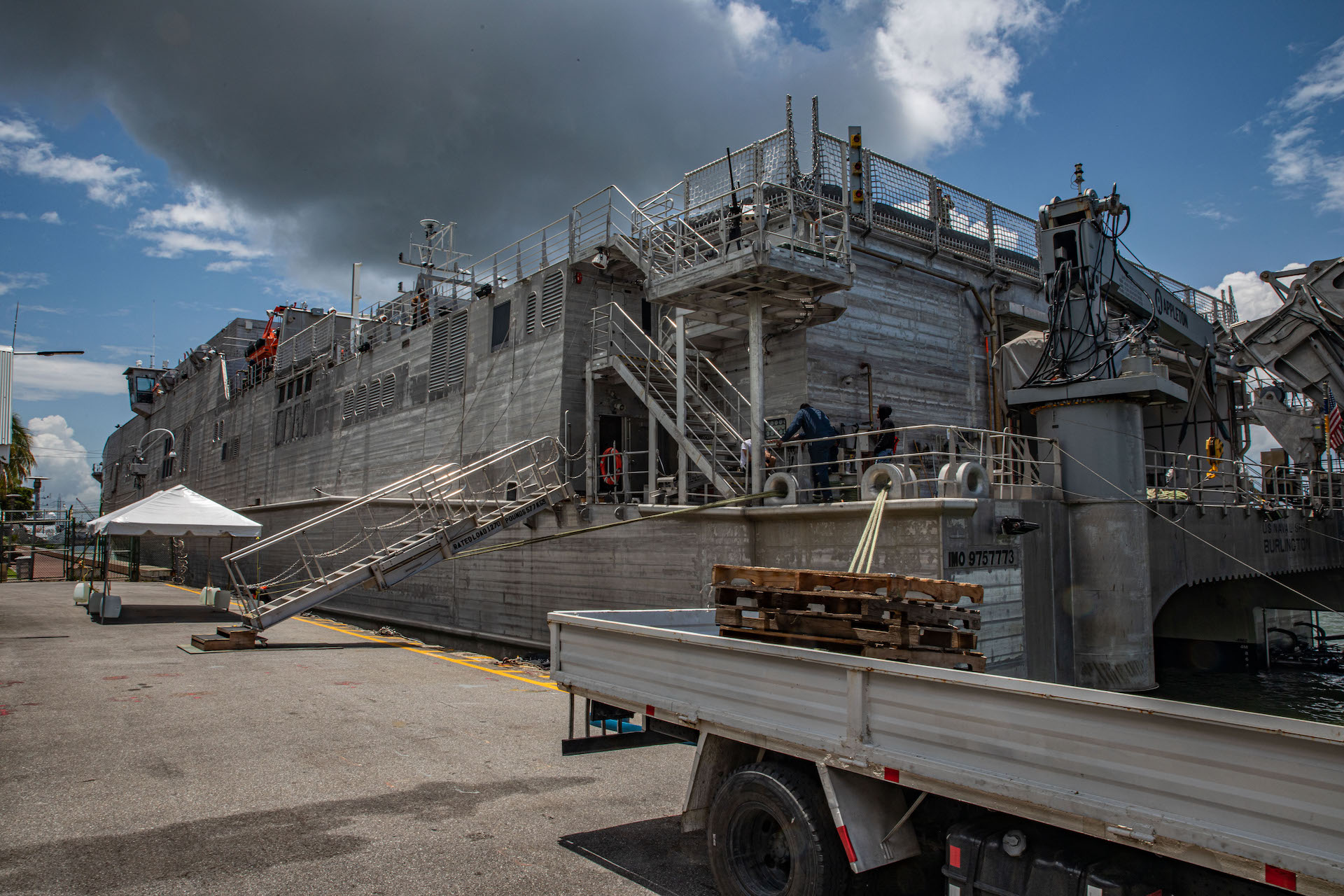 USNS Burlington Arrives in Trinidad and Tobago