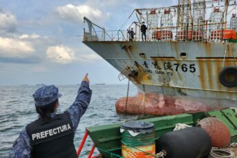 Uruguai: mensagem de socorro evidencia trabalho forçado na frota pesqueira chinesa