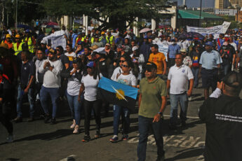 Maduro estrangula universidades venezuelanas