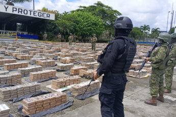 Ecuador libra guerra contra el crimen organizado transnacional
