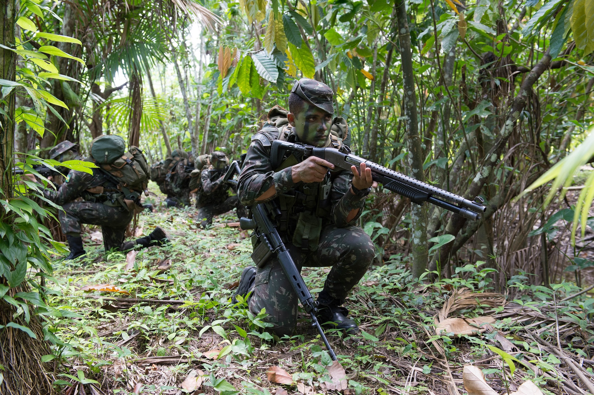 Brasil e Colômbia intensificam combate a crimes transnacionais na Amazônia