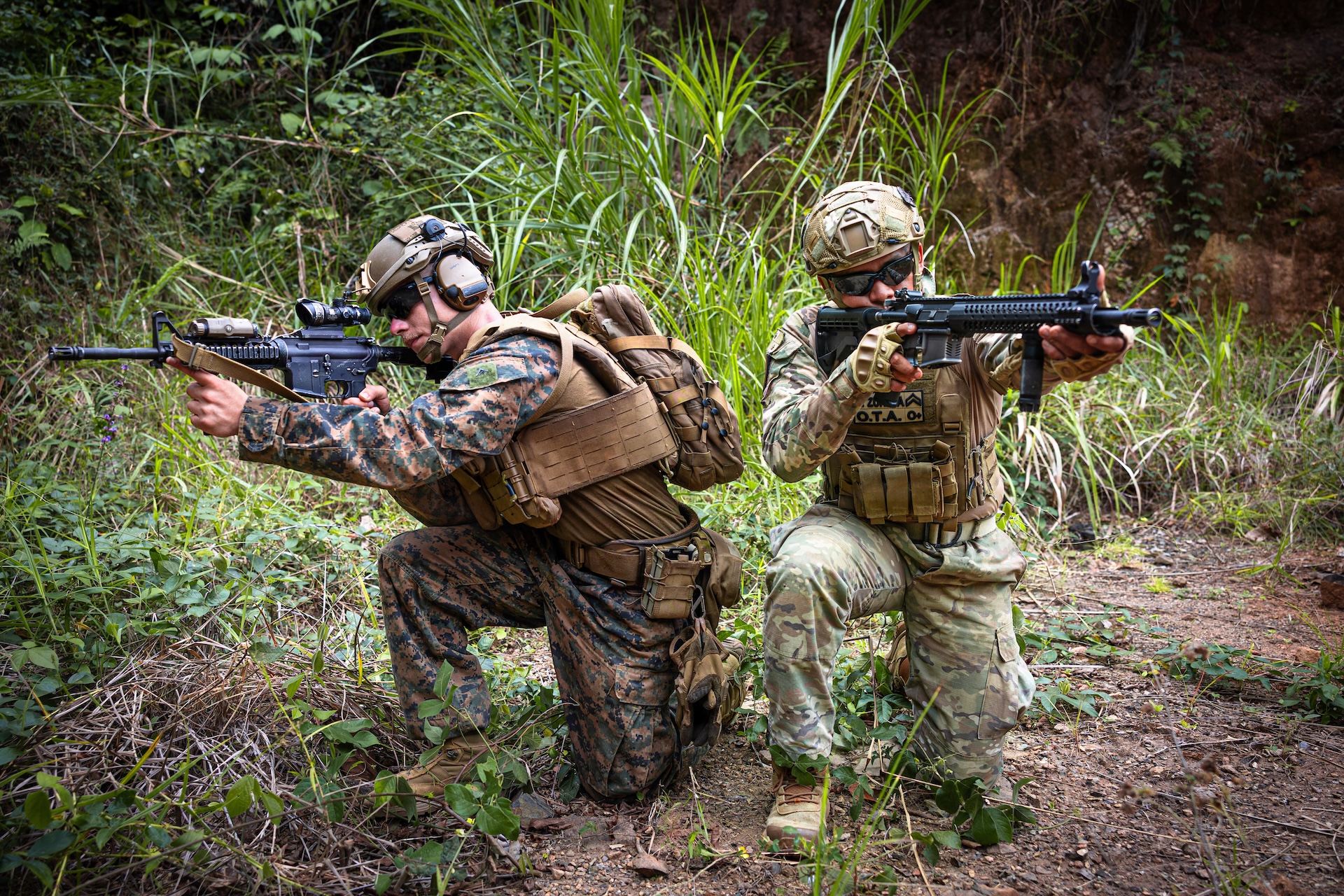 Panamanian Forces and US Marine Corps Build Readiness Side by Side