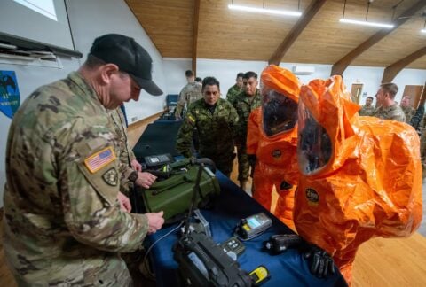 Ecuador, Kentucky Guard Share Disaster Response Tactics