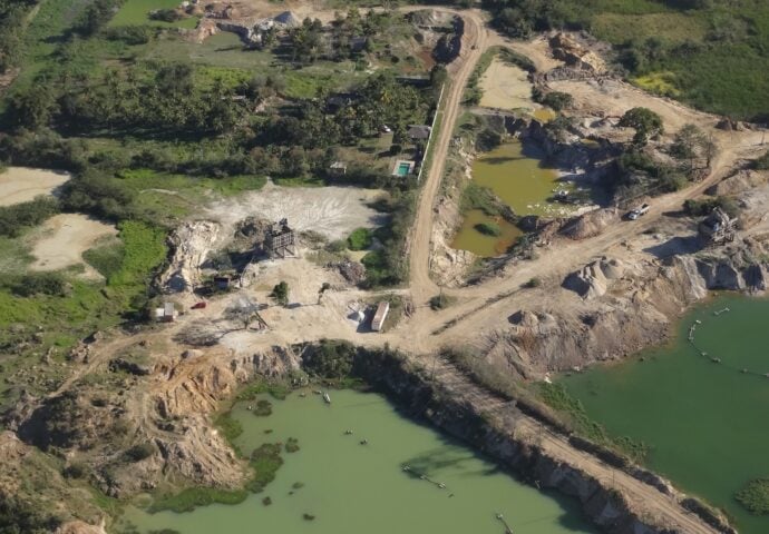 How China’s Demand Is Fueling Illicit Sand Extraction in Latin America