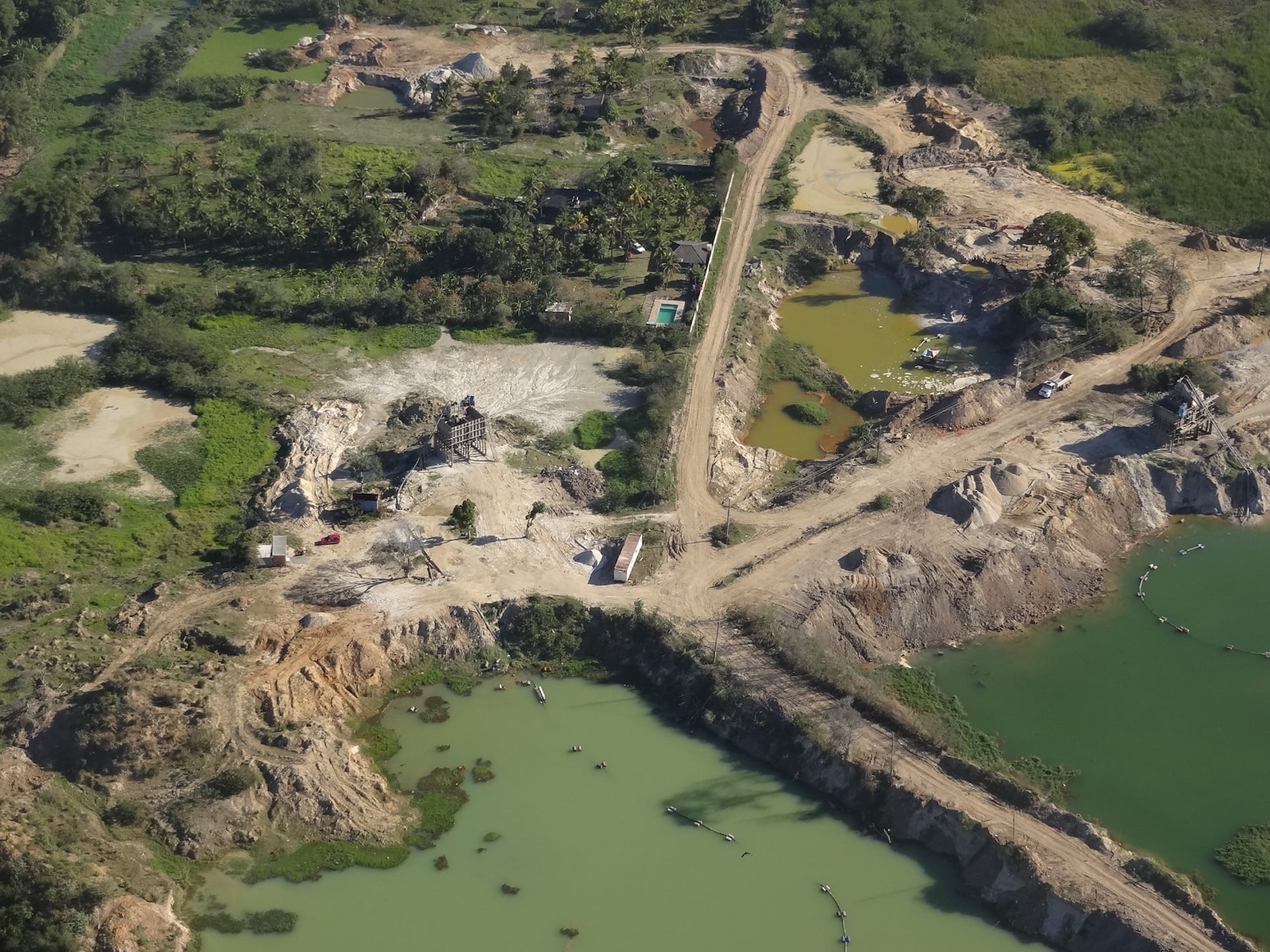 How China’s Demand Is Fueling Illicit Sand Extraction in Latin America