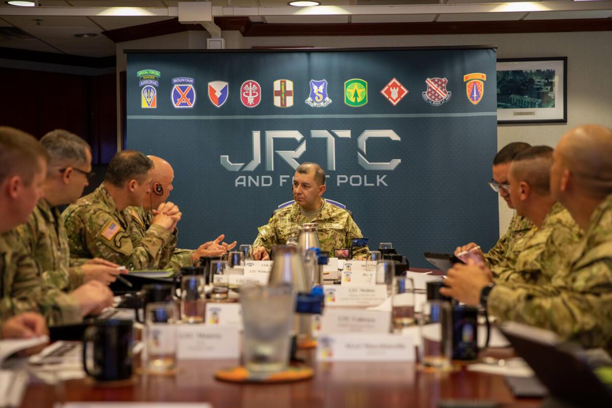 Colombian Army Major General Alvaro Vicente Perez Duran, deputy commander of the Colombian Army, receives a concept briefing during his visit to the Joint Readiness Training Center (JRTC) in Fort Polk, Louisiana, on May 5, 2023. The JRTC focuses on improving unit readiness by providing highly realistic, stressful, joint, and combined arms training across the full spectrum of conflict. (Photo: U.S. Army Sergeant First Class Alan Brutus)