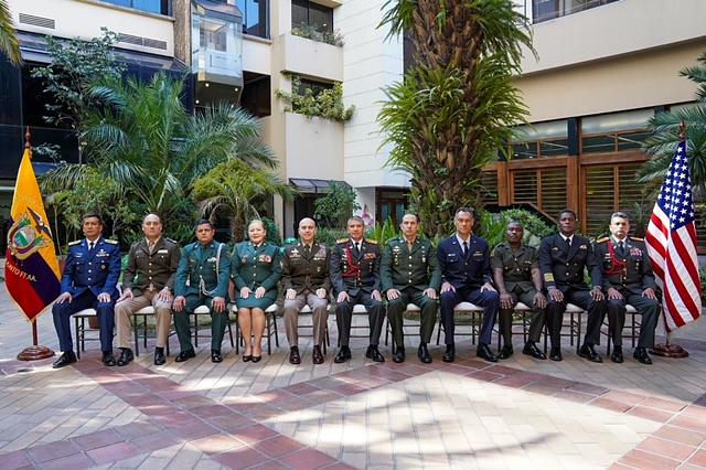 Sergeants major and noncommissioned officers participating in the SOUTHDEC conference pose for a photo. SOUTHDEC is a U.S. Southern Command- (SOUTHCOM) hosted annual regional security forum. (Photo: SOUTHCOM)