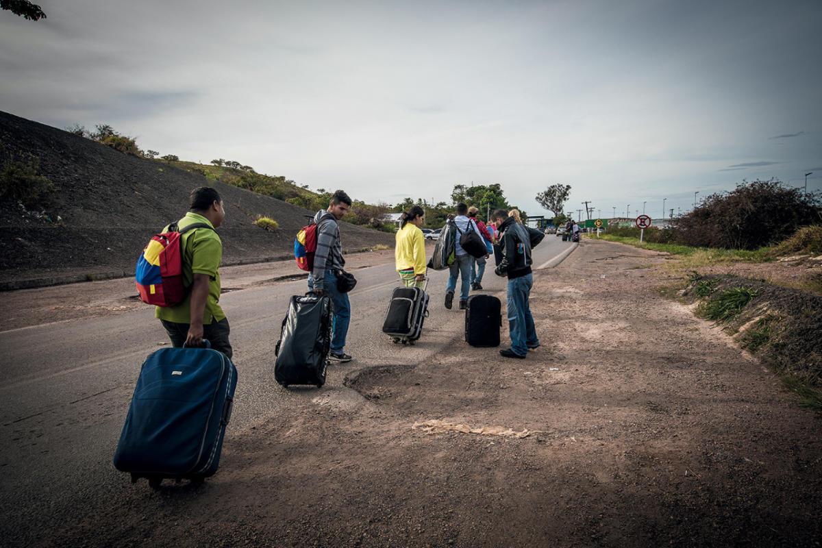 Diariamente, centenas de venezuelanos cruzam a fronteira com o Brasil, fugindo da grave crise que enfrentam em seu país. (Foto: Presidência da República do Brasil)