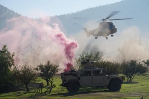 In this photo, multinational soldiers demonstrate urban tactics to Chilean Minister of Defense Adriana Delpiano Puelma in Colina, Chile, June 5, 2025. (Photo: U.S. Army Sergeant Elijah Florence)