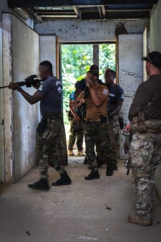 Members of the Belize Coast Guard Special Operations Group (CSOG) rehearse close-quarters battle drills under the instruction of U.S. Army Special Forces soldiers during the Force Integration Training phase of PANAMAX 2026 in Panamá Oeste Province, Panama, August 1, 2026. (Photo: U.S. Army Major Trevor Wild)